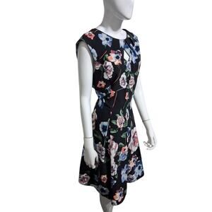 Roz & Ali Floral Keyhole Fit & Flare Casual Career Office Churchβ Normcore Dress